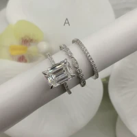 /public/photos/live/Accented Diamond Wedding Ring Set-1119 (1).webp